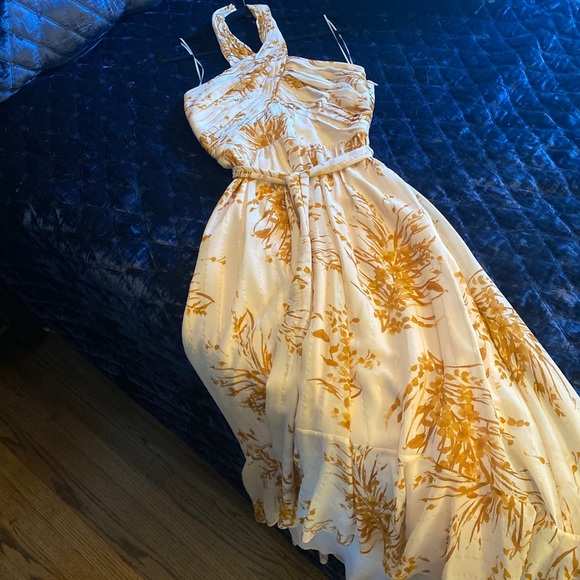 SOLD -JOIE ARNEY SILK FLORAL HALTER MIDI DRESS NWT - Picture 2 of 9